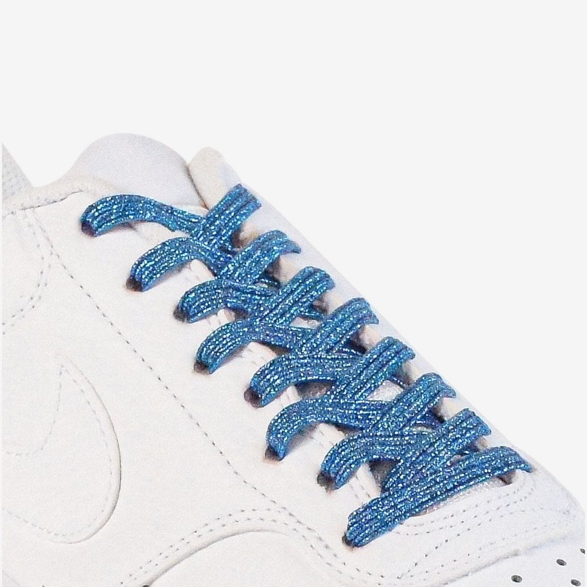different-ways-to-lace-shoes-with-blue-elastic-shoelaces-on-white-kicks