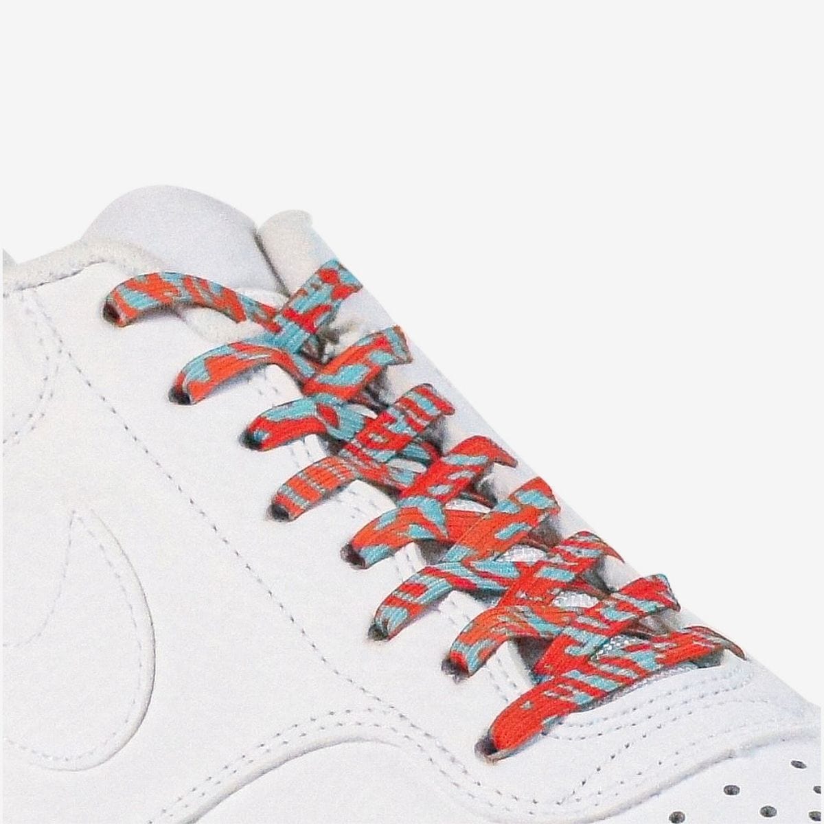 different-ways-to-lace-shoes-with-red-camo-elastic-shoelaces-on-white-kicks